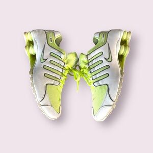 Nike Shox NZ Sneakers White/Liquid Lime Cool Grey Womens Size 8.5 (314561-130)